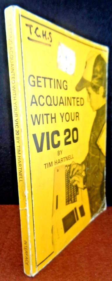 COMMODORE VC-20/VIC-20 -- GETTING ACQOAINTED WITH YOUR VIC20(INTERFACE-BUCH)#3EN - Bild 2 von 4