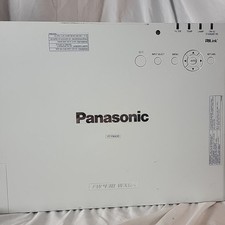 Panasonic PT-FW430 WXGA 3500 Lumens 3LCD Projector 3899 Hr TESTED no remote