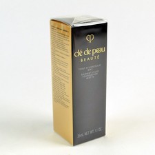 Cle De Peau Radiant Fluid Foundation Matte - BF20 LIGHT MEDIUM BUFF