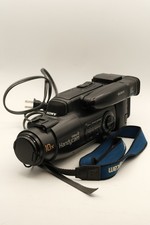 Sony CCD-FX330 Handycam Video 8 Camcorder Kit