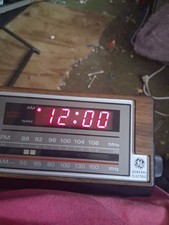 Vintage GE AM/FM Radio Alarm Clock 7-4601A Brown Woodgrain Tested Works 