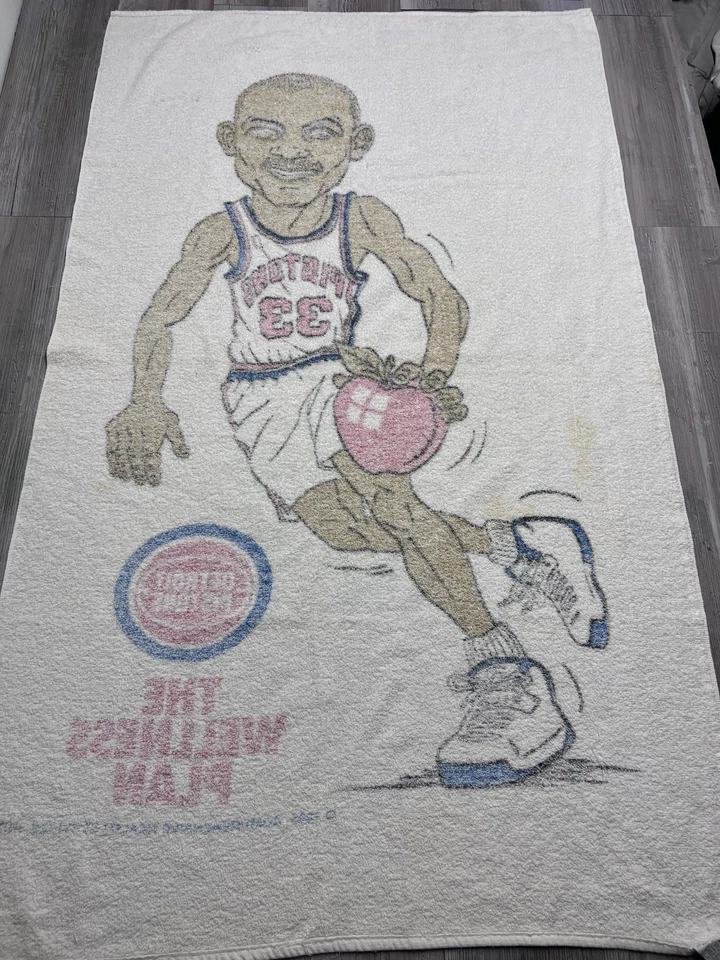 Toalla de playa de baño vintage Detroit Pistons Grant Hill #33 plan de bienestar caricatura Foto 2 de 4