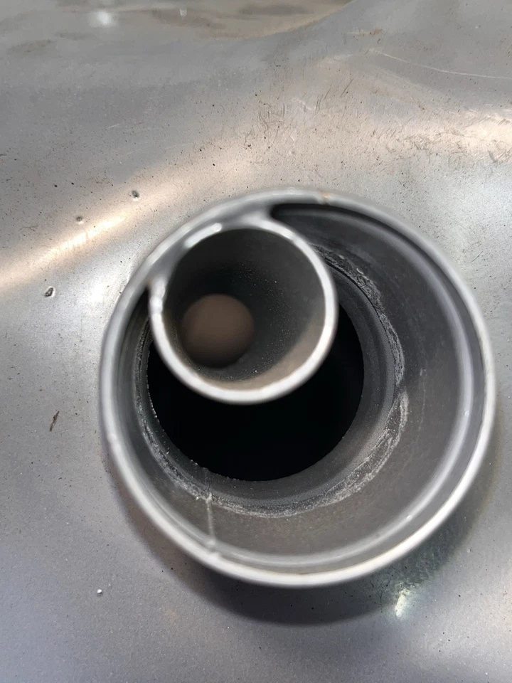 Dorman 576-107 Gas Fuel Tank 1980-1983 Ford F-100 1980-1984 F-150 F-250 F-350 - Image 4 of 4