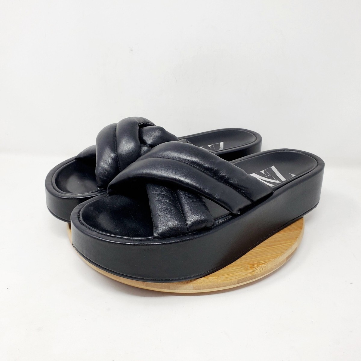 ZARA Sandals Womens 39 Platform Quilted Black Cross Strap ZARA Sandals Womens 39 Platform Quilted Black Cross Strap