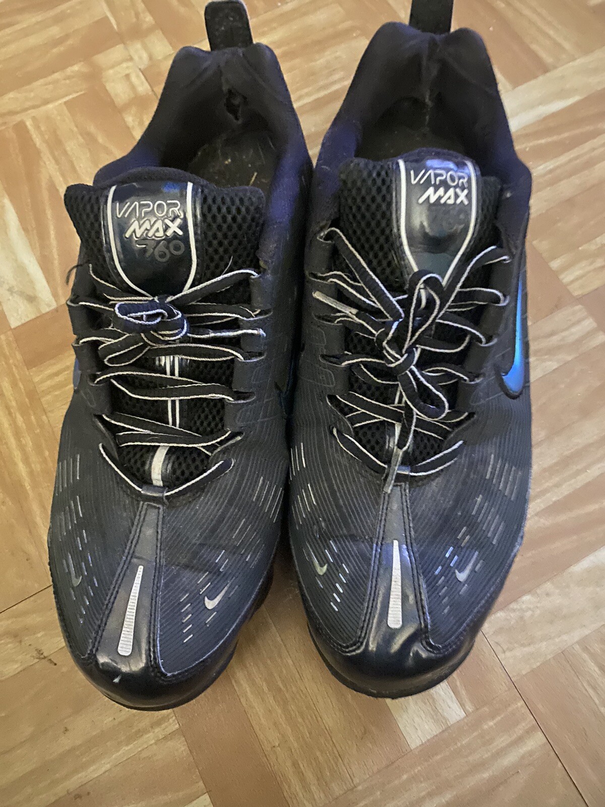 mens nike trainers size 11