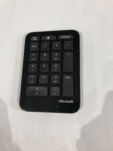 Microsoft Sculpt Number Pad Wireless Bluetooth 1558- Black - Picture 1 of 3