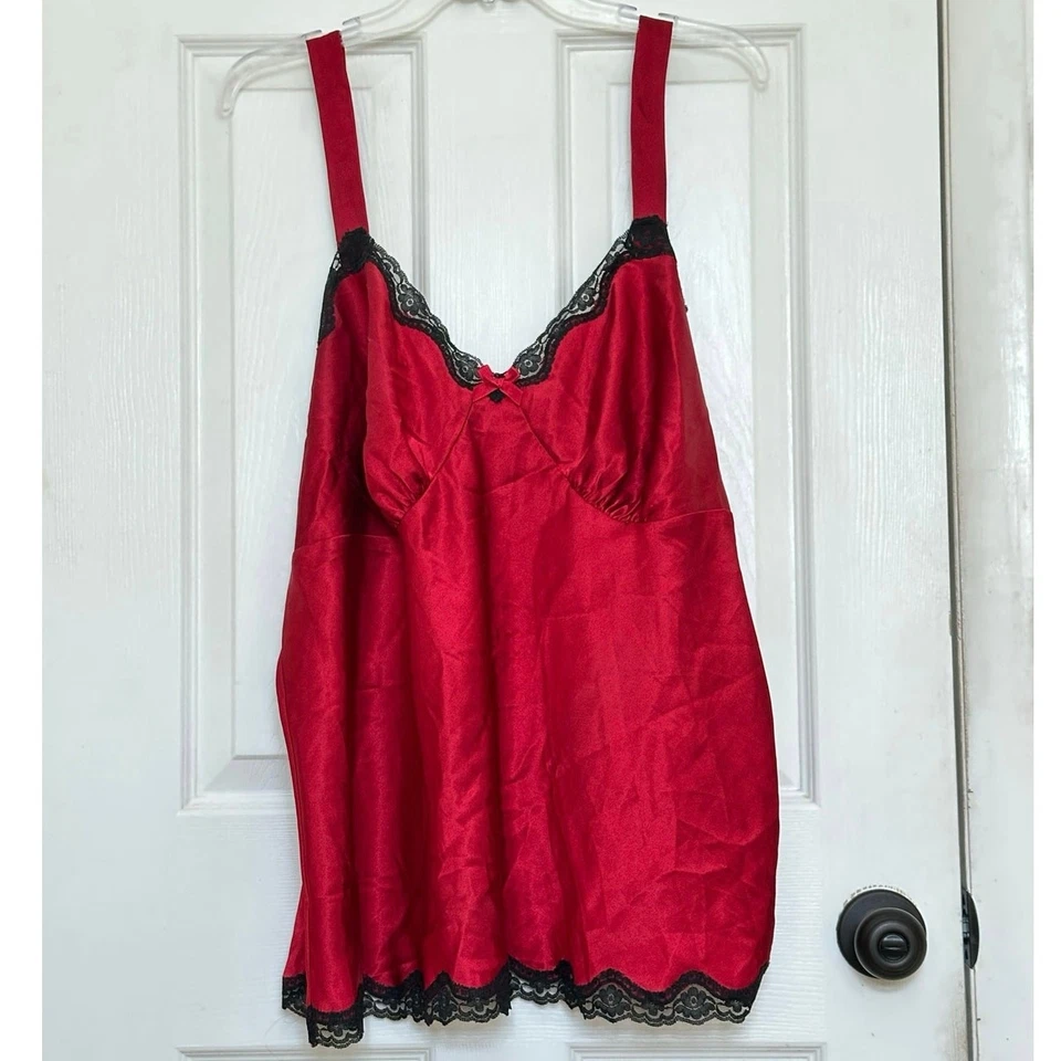 Sexy... Sensual Cacique Lane Bryant Rojo Satinado Pijama Conjunto Pantalones y Cami Encaje  Foto 2 de 4