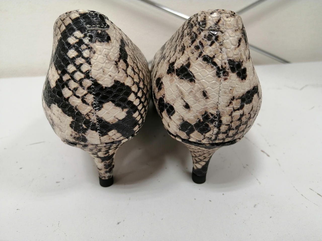 Viola&Emma Python Pattern Snakeskin Heel Shoes FY… - image 4