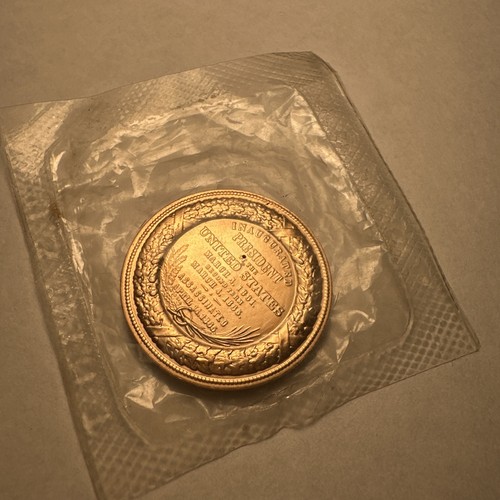 C-006 ABRAHAM LINCOLN COMMEMORATIVE COIN US UNCIRCULATED  - Picture 4 of 4