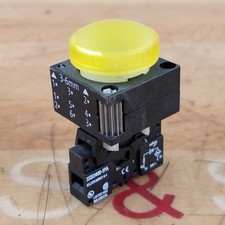 Siemens 3SB3001-6BA30 Yellow Illuminated Indicator Light - USED