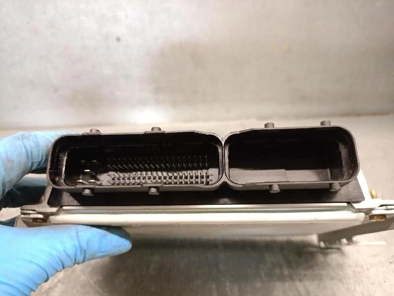 3910523140 centralina motore per HYUNDAI ELANTRA III SEDAN (XD) 2.0 2000 5196509 - Immagine 3 di 4