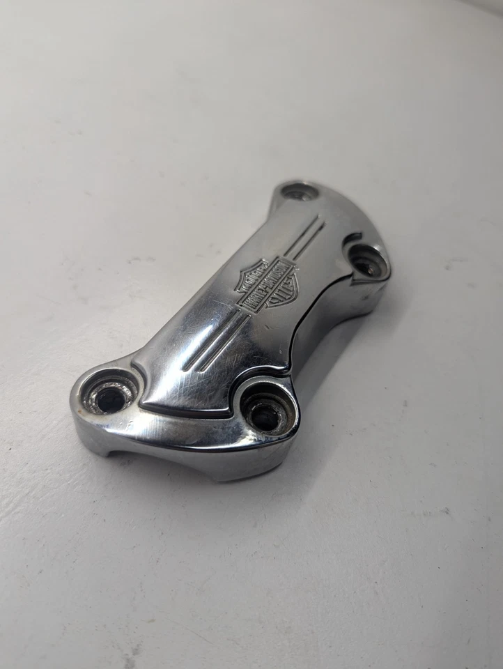 Abrazadera de manillar Harley Davidson Sportster Dyna OEM 1990-2003 Foto 2 de 4