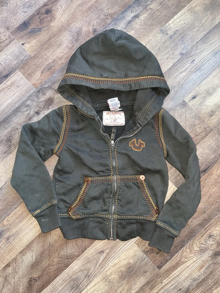 Chaqueta con capucha True Religion pequeña (talla 6) con cremallera completa para niños $99 Foto 2 de 4