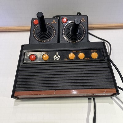 Atari Flashback 2 Retro Classic Game Console Plug & Play w/ 2 Controllers Tested