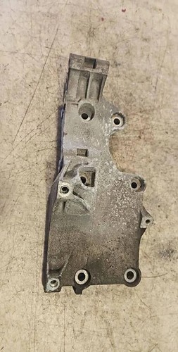 VW PASSAT Variant B6 3C5 Generatorhalterung 03G903143E 2.00 Diesel 34683205