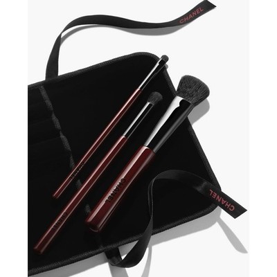 シャネル ルージュヌワールのブラシセット(未使用) Chanel Les Pinceau Rouge Noir Makeup Brush Set of 3 Limited New
