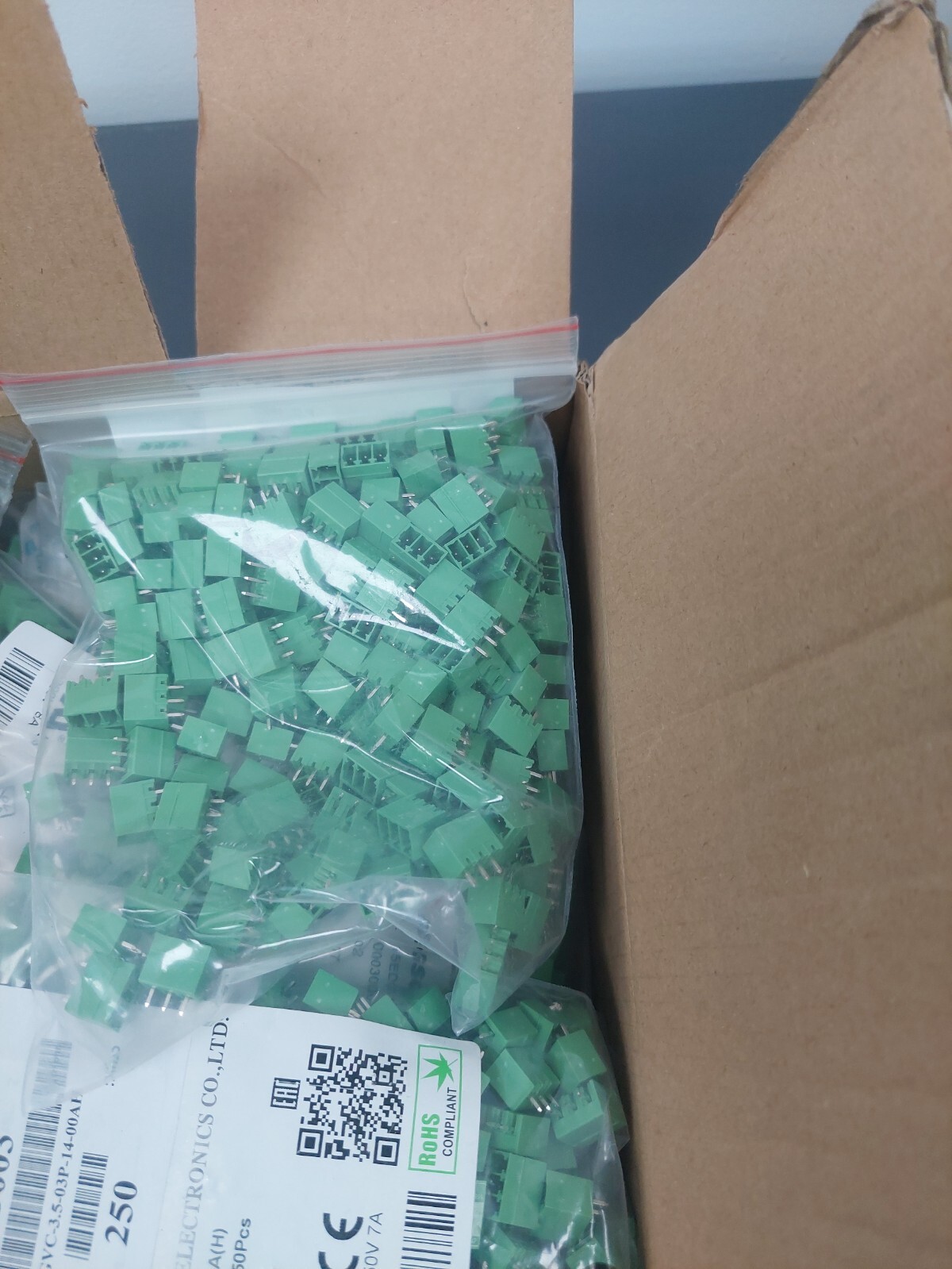 2551-pcs-degson-15edgrc-3-81-04p-14-00a-h-pluggable-terminal-block