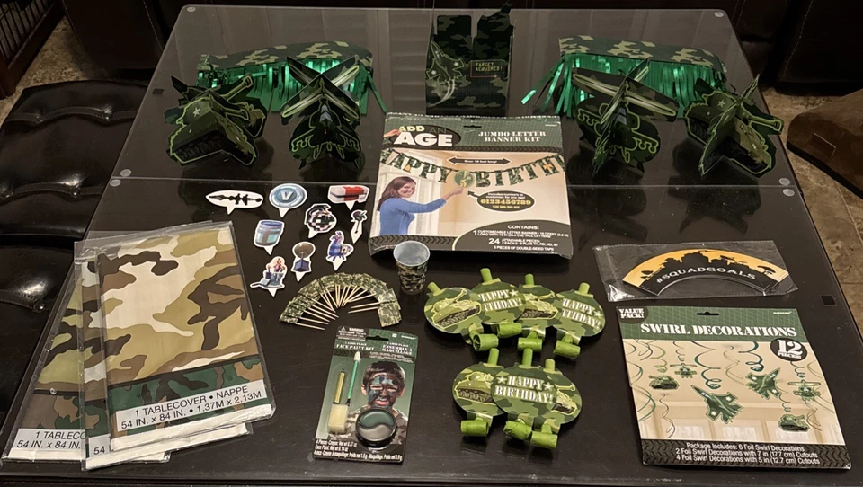 Suministros y decoraciones para fiestas del ejército, camuflaje, militares y Fortnite - 49 piezas Foto 3 de 4