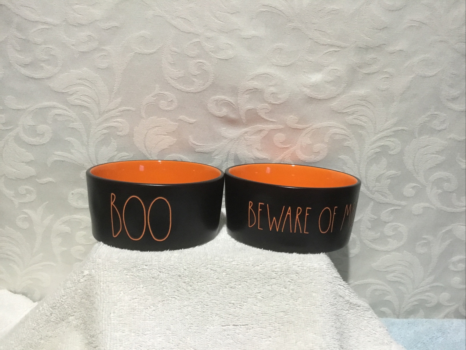 Water Bowls Black Orange