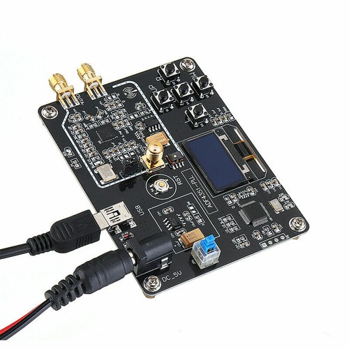 ADF4351 Modulo generatore di segnale 35M-4,4 GHz spazzatrice segnale sorgente RF STM32 + OLED - Foto 7 di 9