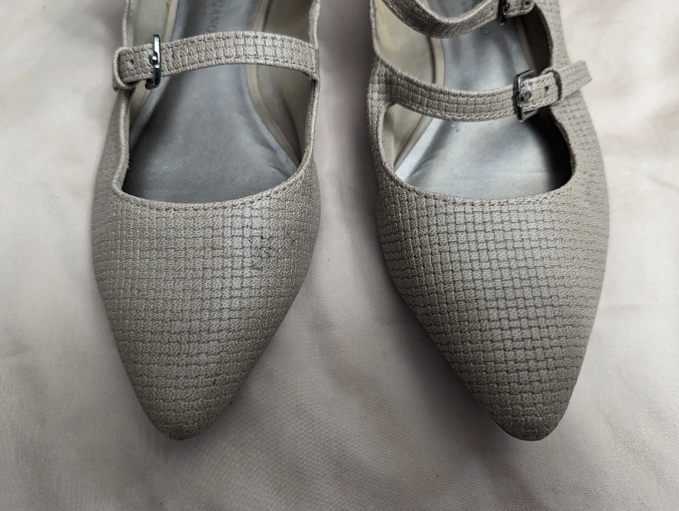 Christian Siriano Women Size 7W Brown  Slip On Pointed Toe Flat Strapped Sandals - Image 4 of 4