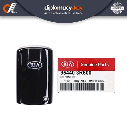 Genuine KIA Cadenza 2013-2016 Smart Key 4 Buttons 315MHz 95440-3R600 - Picture 2 of 3