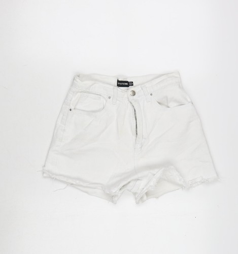 PRETTYLITTLETHING Damen weiß Baumwolle abgeschnitten Shorts Größe 8 normaler Reißverschluss