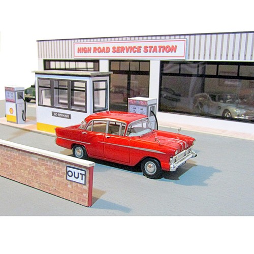 Kingsway, Spur 0, Tankstelle & Showroom, fertig gefertigt. - Bild 3 von 5