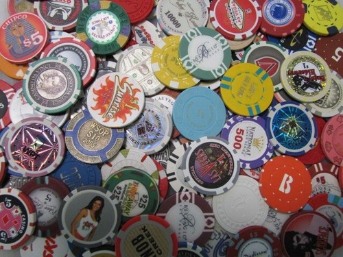 35 Totally Random Casino & Poker Chip Lot Las Vegas & other Locations + Fantasy