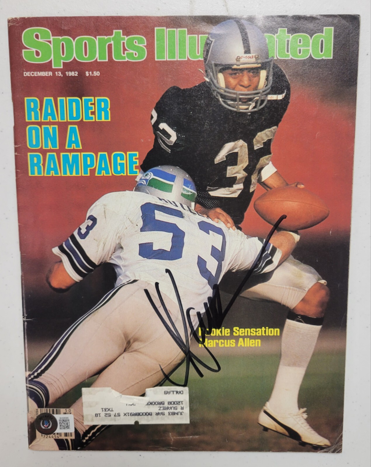 Marcus Allen Autographed Signed Los Angeles Raiders 12/13/82 Sports Illustrated Magazine Raiders Beckett USC 