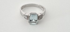 Vintage Italian 18CT White Gold Aquamarine & Diamond Ring Size N Hallmarked