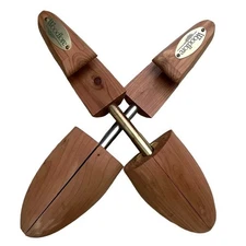 Vintage Cedar Shoe Trees / Keepers - Medium, made in the USA 🇺🇸