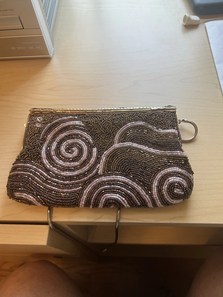 Bolso de noche vintage Robinson marrón, rosa y dorado con cuentas Foto 2 de 4