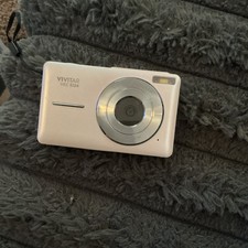 Vivitar POPSNAP VEC S124 Compact Digital Camera White Built-in Flash