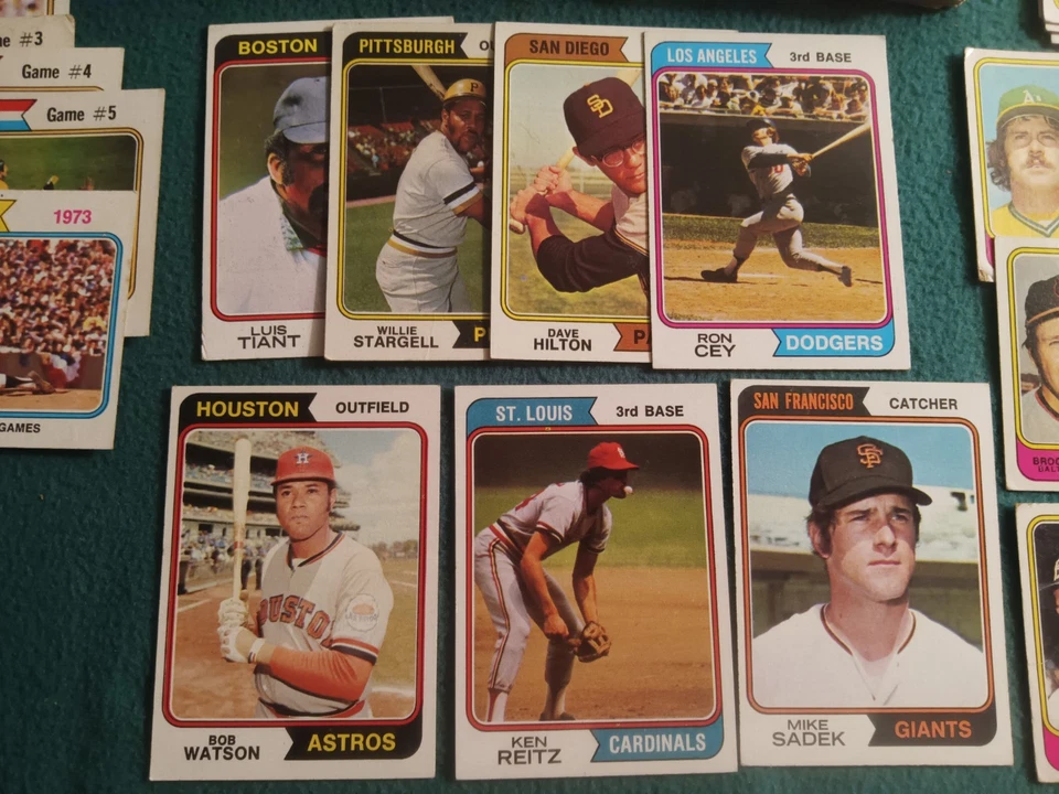 Lote de beisebol 1974 Topps muito bom estado 140+ cartões – Banco, Fisk, Stargell, novatos, WS,... - Imagem 2 de 4