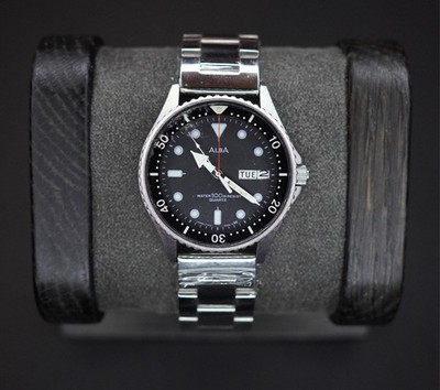 Seiko Alba Y143 6000 Diver Black Dial Japan Made 100m Vintage Men s Watch