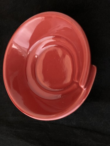 Scentsy Tribeca Mid Size Red Warmer with Bulb Retired / Discontinued No Box - Picture 8 of 13