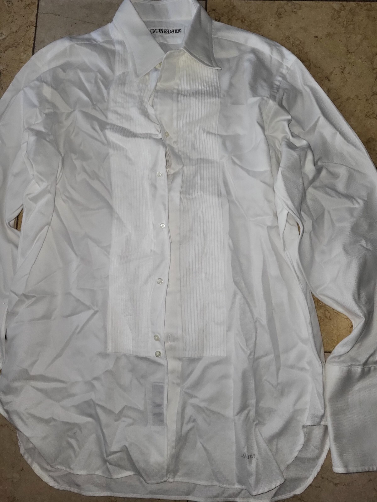 Individualized Solid White Button-Down Shirt 70s/… - image 4