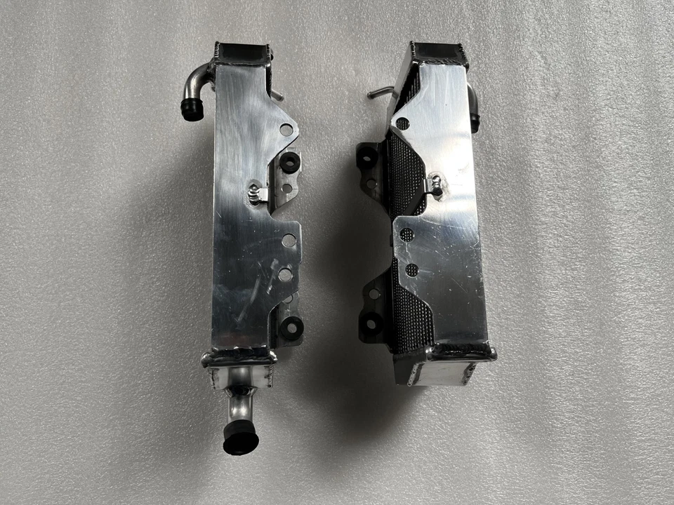 Radiador de aluminio personalizado para Honda CR250AF; cuadro CR250R 2002-2004 con motor CR500 Foto 4 de 4