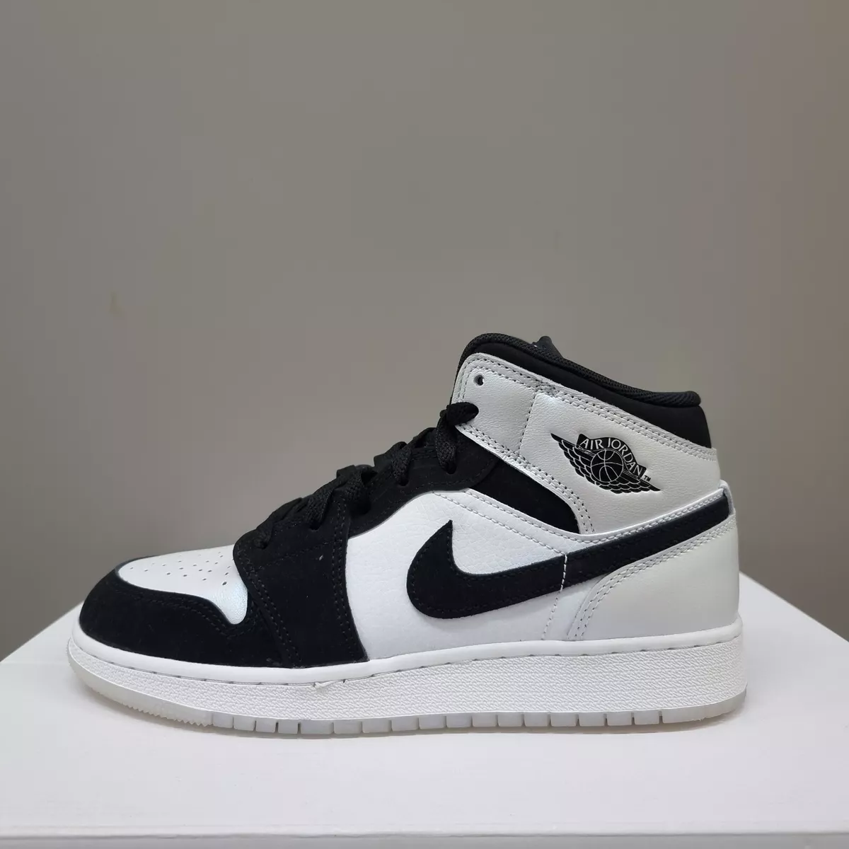 NIKE AIR JORDAN 1 MID SE GS
