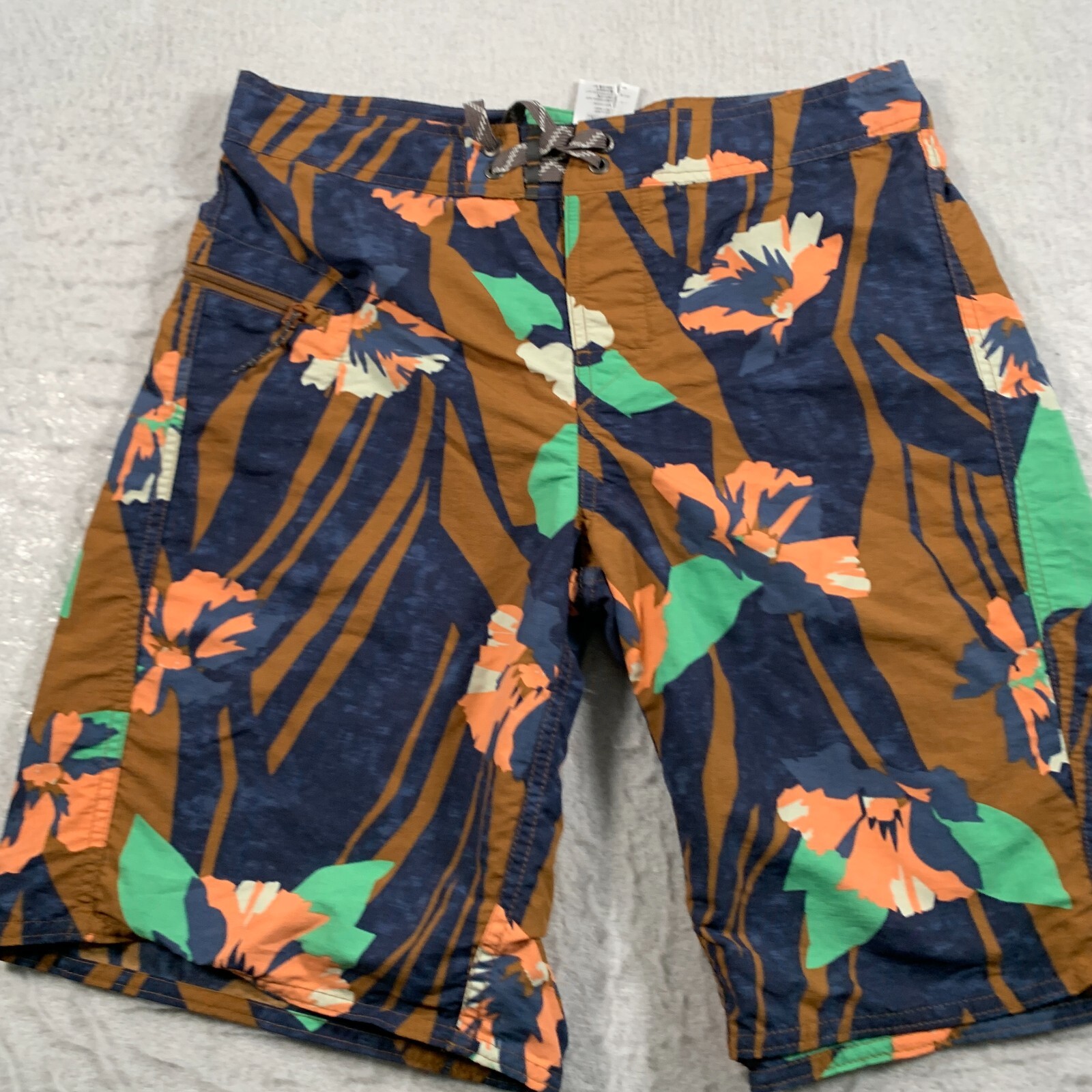 Patagonia Mens Board Shorts Blue Floral Size 30 Draws… Gem