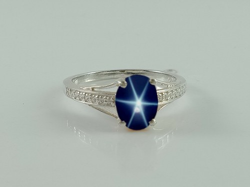 925 Sterling Silver Sapphire Star Ring Engagement Blue Star Ring For Women's - Picture 2 of 3