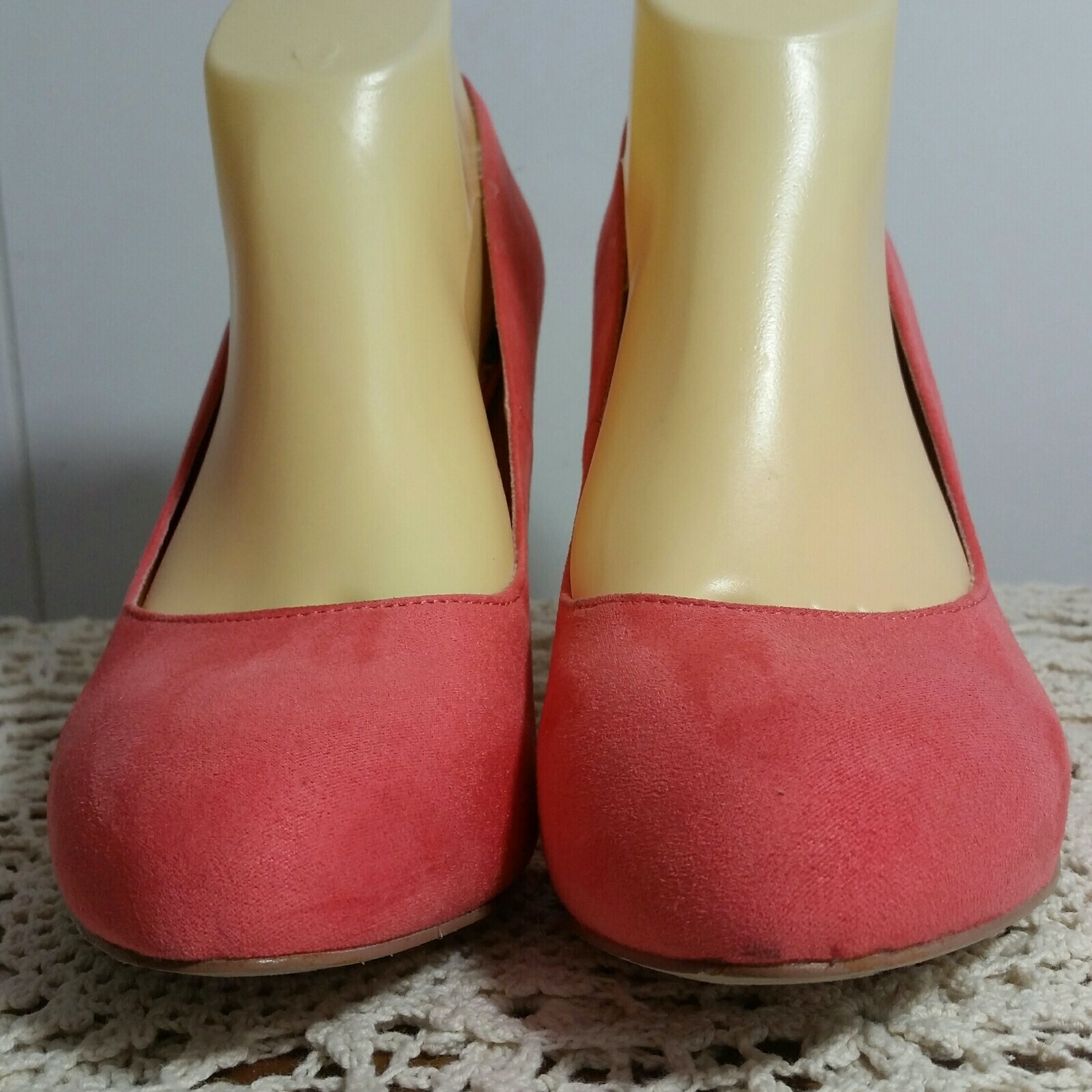 Madden Girl Dolce Womens Sz9M Pink Heel Pump Dress Shoes Pull On Classic EUC C53 eBay