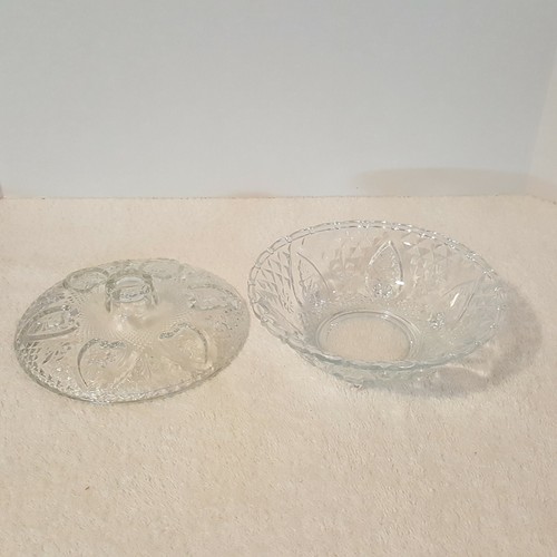 Holiday Time 7" Glass Covered Candy Dish Heart & Fleur De Les Pattern - Picture 5 of 10