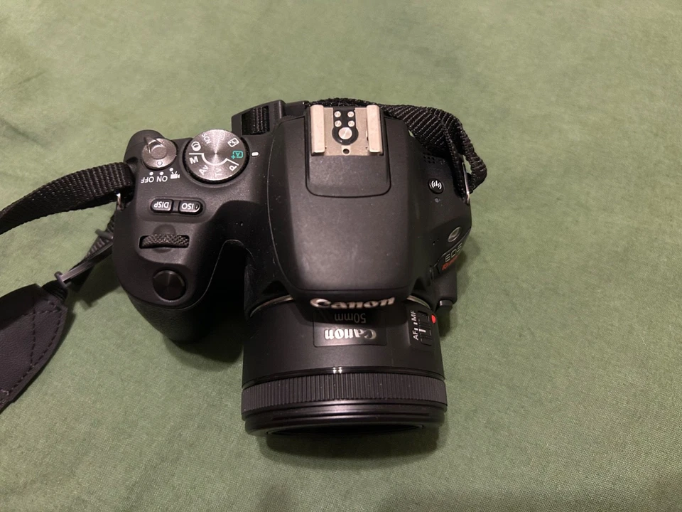 Kit de cámara réflex digital Canon Rebel SL2 Foto 2 de 4