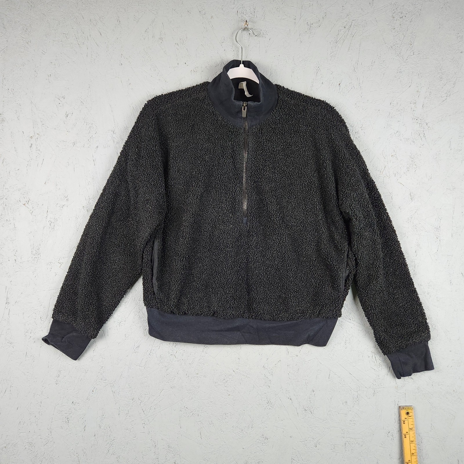 Fabletics Pullover Sweater Womens Small Black She… - image 1