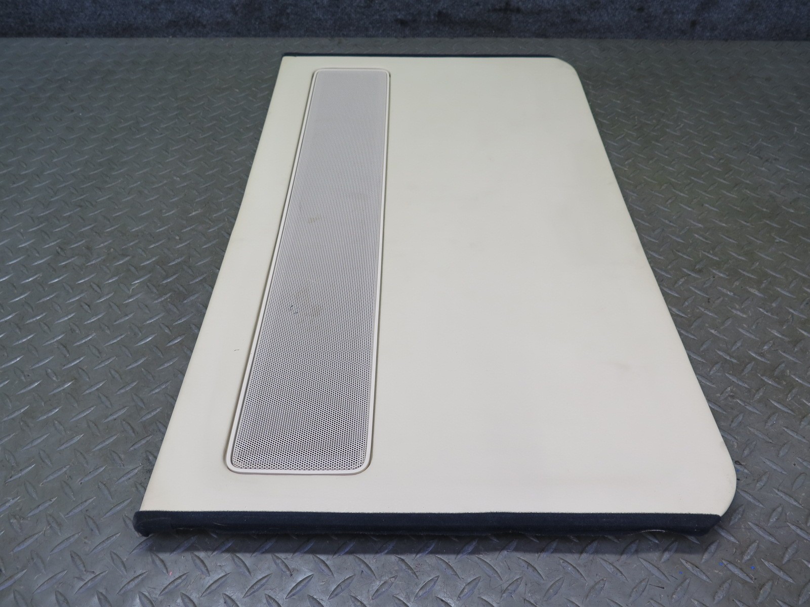 2006-2012 BENTLEY FLYING SPUR FRONT UPPER SUNROOF SHADE COVER