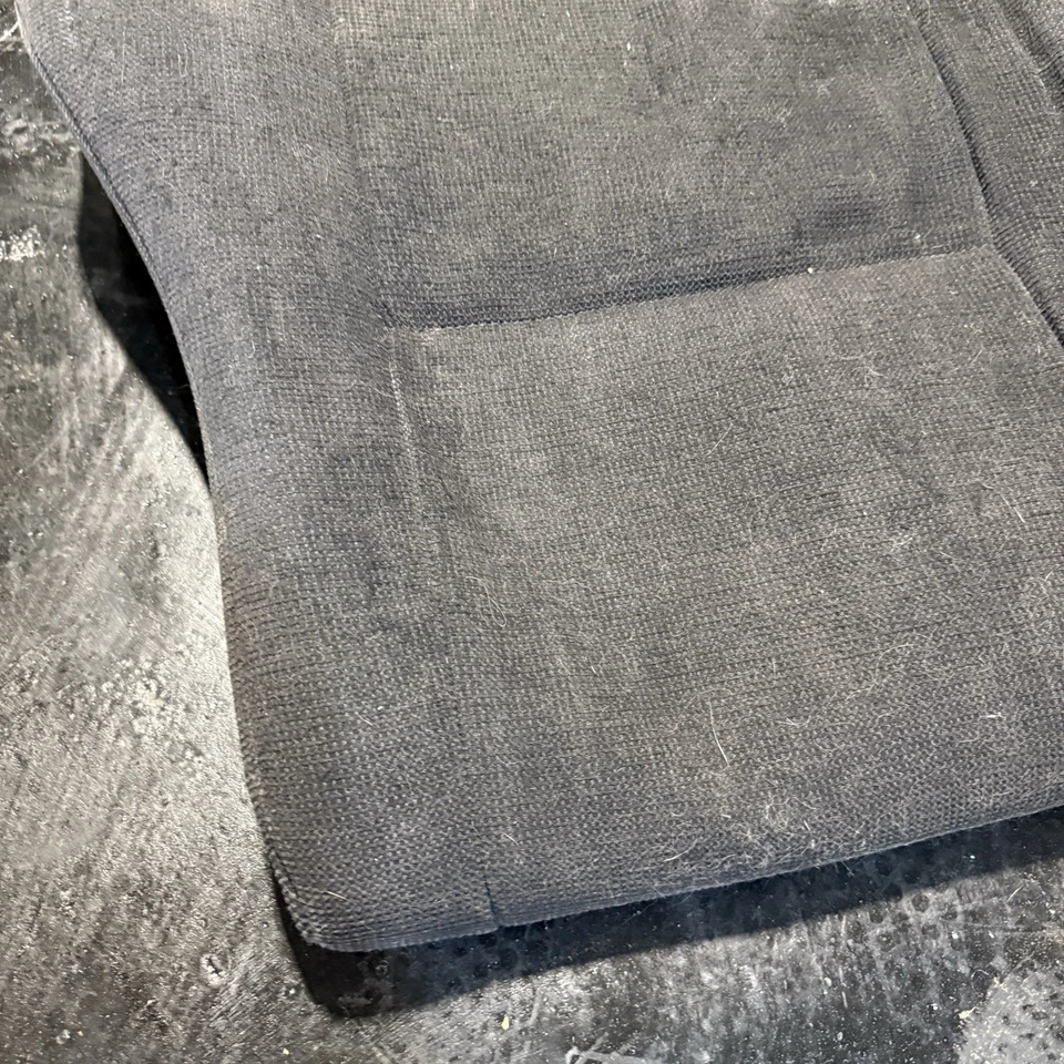 Подушка для спинки заднего сиденья люка 89-94 Nissan 240sx S13 - Изображение 2 из 4