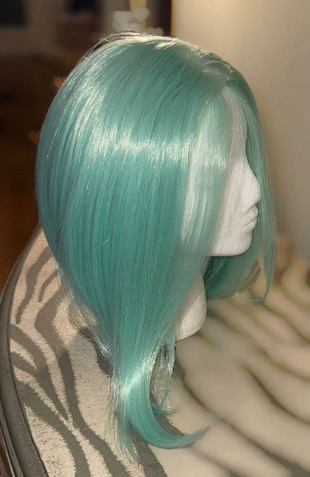 Cosplay o para diversión linda, 12 pulgadas, verde azulado, recto, estilo Bob, súper suave, peluca sintética Foto 2 de 4