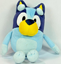 Bluey Talking Plush 12" Moose Toys Sings Theme Song 9 Phrases Batteries Included